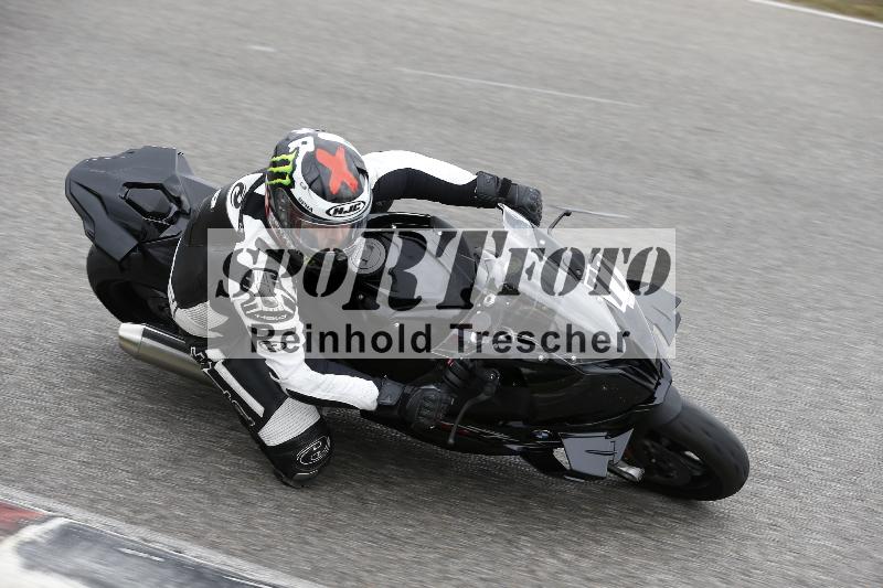 /Archiv-2024/70 16.09.2024 Plüss Moto Sport ADR/Freies Fahren/77